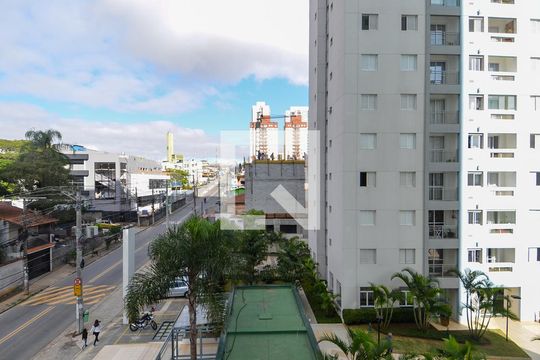 Vista do Quarto 1 de apartamento à venda com 2 quartos, 58m² em Jardim Flor da Montanha, Guarulhos