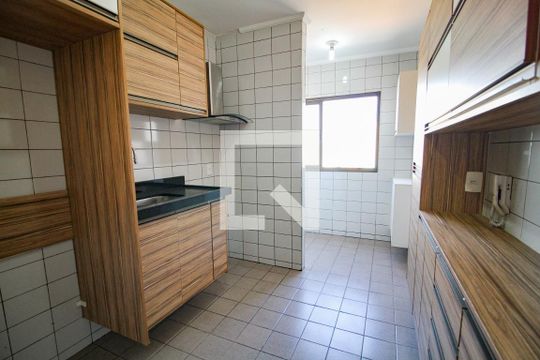 cozinha de apartamento para alugar com 2 quartos, 67m² em Vila Aurora (zona Norte), São Paulo