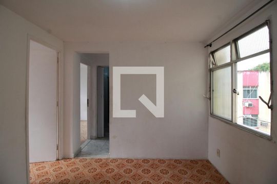 Apartamento para alugar com 2 quartos, 30m² em Inhauma, Rio de Janeiro