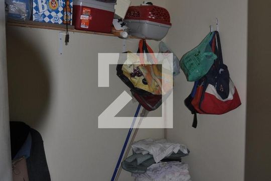 Quarto Quarda Tudo de casa de condomínio à venda com 3 quartos, 173m² em Jacarepaguá, Rio de Janeiro