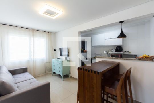 Apartamento à venda com 2 quartos, 69m² em Vila Nova Conceição, São Paulo