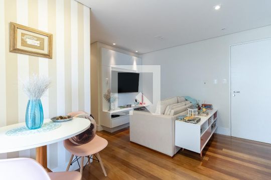 Sala de apartamento à venda com 2 quartos, 50m² em Vila das Merces, São Paulo