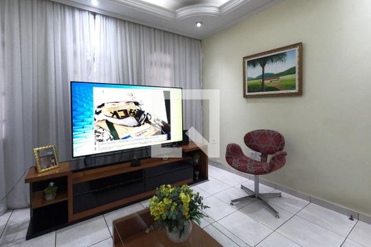 Sala de casa à venda com 5 quartos, 404m² em Parque Renato Maia, Guarulhos