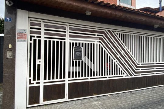 Fachada da Casa de casa à venda com 5 quartos, 404m² em Parque Renato Maia, Guarulhos
