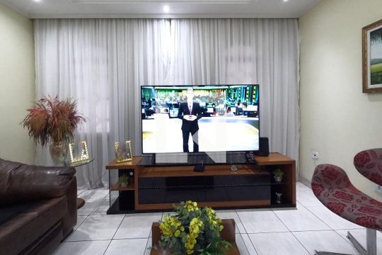 Sala de casa à venda com 5 quartos, 404m² em Parque Renato Maia, Guarulhos