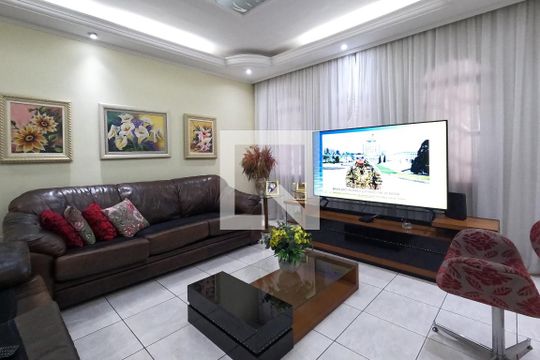 Casa à venda com 5 quartos, 404m² em Parque Renato Maia, Guarulhos
