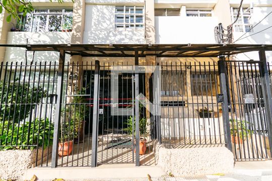 Fachada de apartamento à venda com 3 quartos, 90m² em Vila Clementino, São Paulo