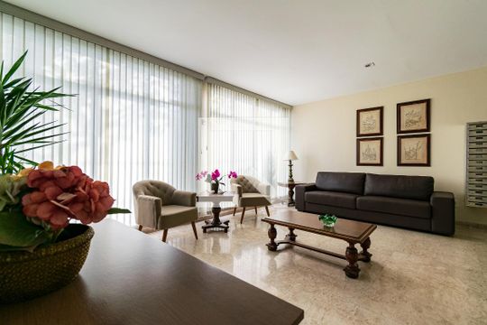 Hall de Entrada de apartamento à venda com 3 quartos, 90m² em Vila Clementino, São Paulo