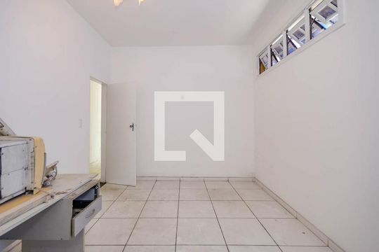Quarto 3 de casa para alugar com 7 quartos, 500m² em Caiçaras, Belo Horizonte