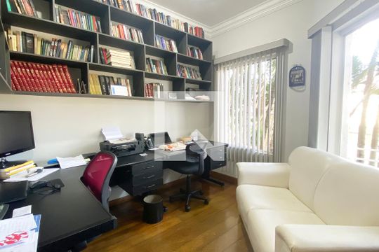 Escritório de casa de condomínio à venda com 4 quartos, 420m² em Alphaville, Santana de Parnaíba