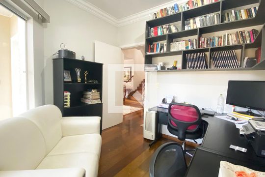 Escritório de casa de condomínio à venda com 4 quartos, 420m² em Alphaville, Santana de Parnaíba