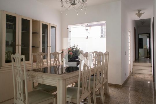 Sala de casa à venda com 3 quartos, 150m² em Vila Dom Pedro Ii, São Paulo