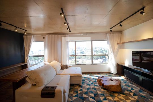 Salas de apartamento para alugar com 1 quarto, 70m² em Cambuí, Campinas