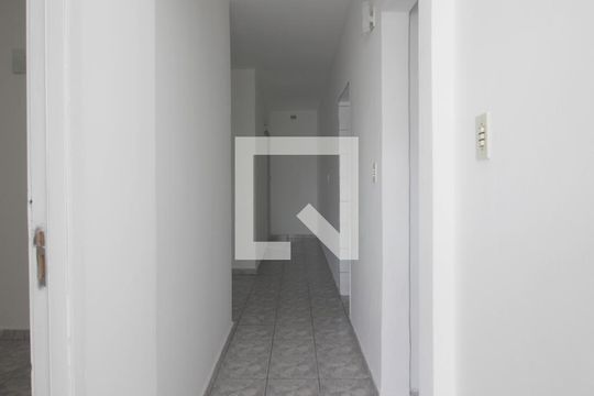Corredor de casa à venda com 3 quartos, 316m² em Vila Sonia, São Paulo