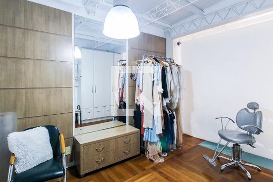 Quarto 1 de casa para alugar com 4 quartos, 536m² em Rio Branco, Porto Alegre