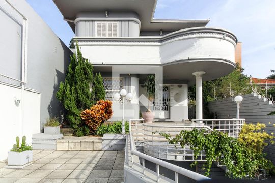 Fachada de casa para alugar com 4 quartos, 536m² em Rio Branco, Porto Alegre