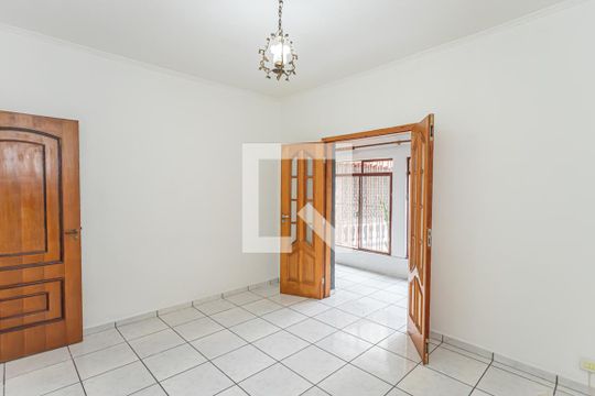 Casa à venda com 3 quartos, 170m² em Vila Bonilha Nova, São Paulo