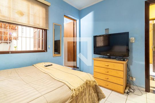 Suíte 2 de casa à venda com 5 quartos, 370m² em Jardim Santa Barbara, Guarulhos