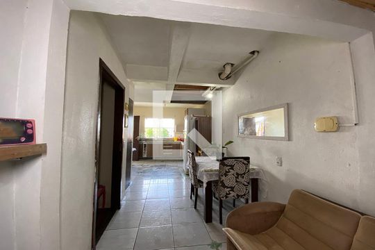 Sala de casa à venda com 3 quartos, 90m² em Fazenda São Borja, São Leopoldo