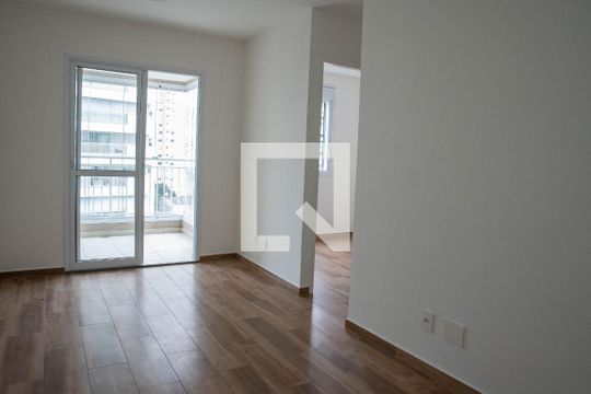 Sala de apartamento para alugar com 2 quartos, 51m² em Vila Romana, São Paulo