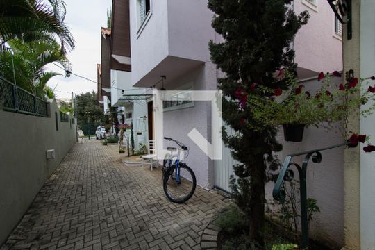 Área comum de casa de condomínio para alugar com 2 quartos, 90m² em Jardim Europa, Sorocaba
