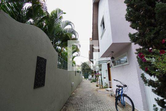 Área comum de casa de condomínio para alugar com 2 quartos, 90m² em Jardim Europa, Sorocaba