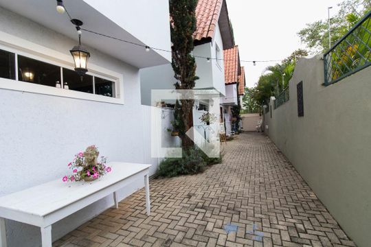Área comum de casa de condomínio para alugar com 2 quartos, 90m² em Jardim Europa, Sorocaba