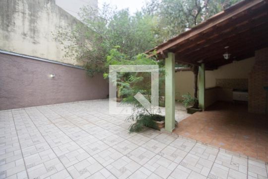 Quintal de casa à venda com 3 quartos, 200m² em Vila Congonhas, São Paulo