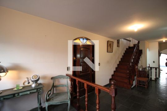 Sala de casa para alugar com 5 quartos, 342m² em Vila Campo Grande, São Paulo