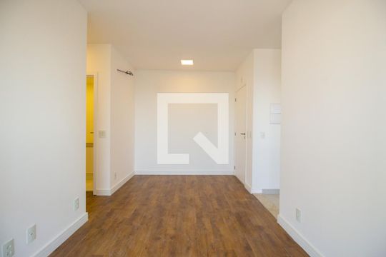 Sala de apartamento à venda com 2 quartos, 60m² em Cambuci, São Paulo