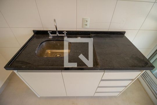 Cozinha de apartamento à venda com 2 quartos, 60m² em Cambuci, São Paulo
