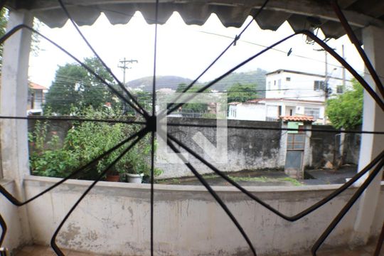 Casa à venda com 3 quartos, 500m² em Taquara, Rio de Janeiro