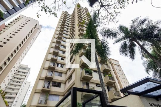 Fachada de apartamento para alugar com 2 quartos, 57m² em Moema, São Paulo