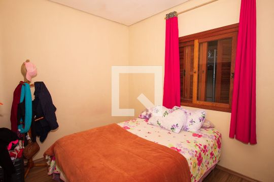 Quarto 1 de casa à venda com 3 quartos, 270m² em Vila Nova, Porto Alegre