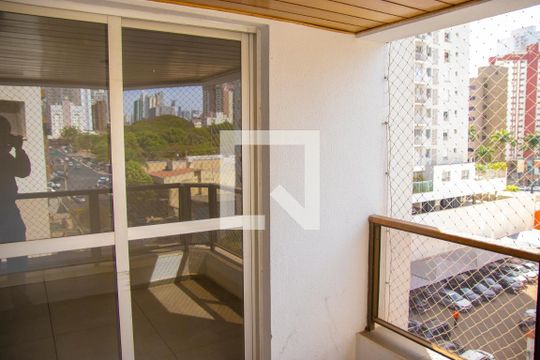 Varanda da Sala de apartamento para alugar com 3 quartos, 110m² em Setor Oeste, Goiânia
