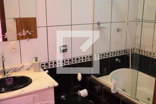 Casa à venda com 2 quartos, 174m² em Jardim Pacaembu, Jundiaí