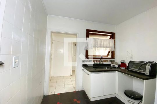 Cozinha de apartamento à venda com 3 quartos, 108m² em Centro, São Leopoldo