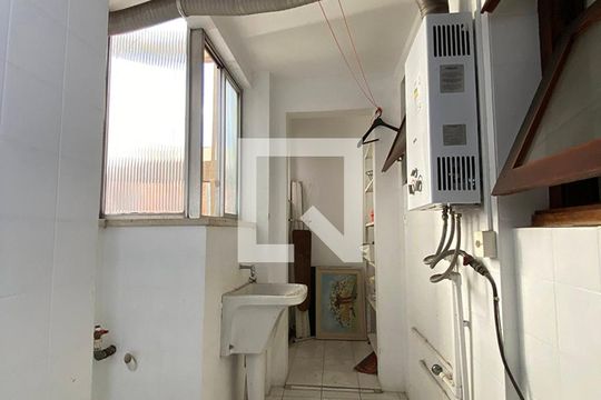 Lavanderia de apartamento à venda com 3 quartos, 108m² em Centro, São Leopoldo