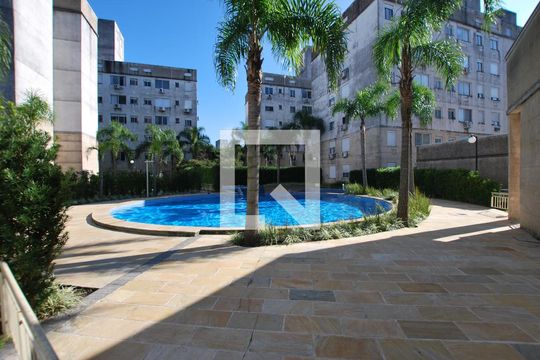 Área comum - Piscina de apartamento à venda com 2 quartos, 50m² em Ipanema, Porto Alegre