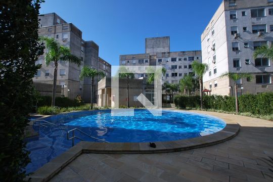 Área comum - Piscina de apartamento à venda com 2 quartos, 50m² em Ipanema, Porto Alegre