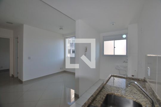 Cozinha de apartamento à venda com 2 quartos, 50m² em Ipanema, Porto Alegre