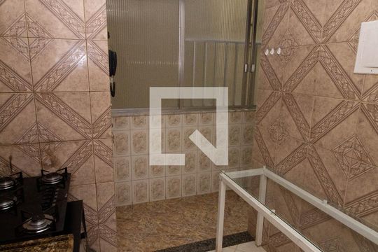 Cozinha de apartamento para alugar com 2 quartos, 90m² em Botafogo, Rio de Janeiro