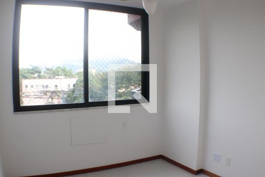 Quarto 1 de apartamento para alugar com 3 quartos, 85m² em Pechincha, Rio de Janeiro
