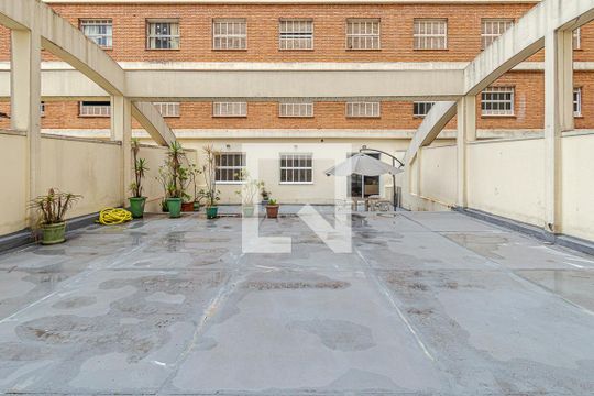 Quintal de apartamento para alugar com 2 quartos, 90m² em Consolação, São Paulo