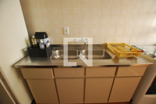 Cozinha de apartamento para alugar com 2 quartos, 114m² em Menino Deus, Porto Alegre