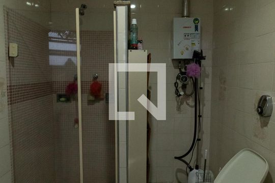 Banheiro da Suíte 1 de casa de condomínio à venda com 4 quartos, 200m² em Freguesia de Jacarepaguá, Rio de Janeiro
