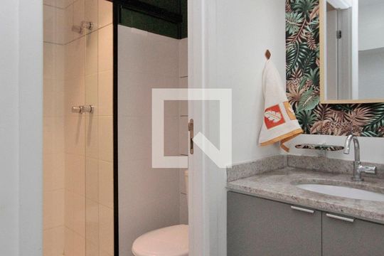 Banheiro de kitnet/studio à venda com 1 quarto, 40m² em Bela Vista, São Paulo