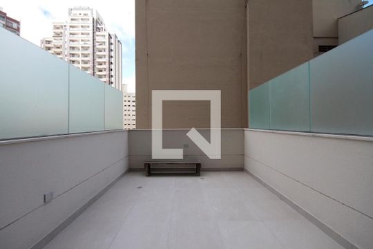 Varanda de kitnet/studio para alugar com 1 quarto, 40m² em Bela Vista, São Paulo