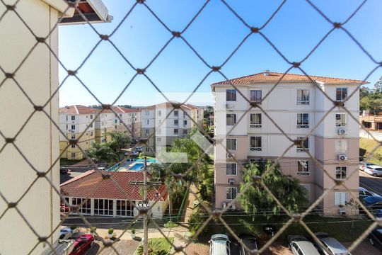 Vista da sala de apartamento à venda com 2 quartos, 45m² em Rubem Berta, Porto Alegre