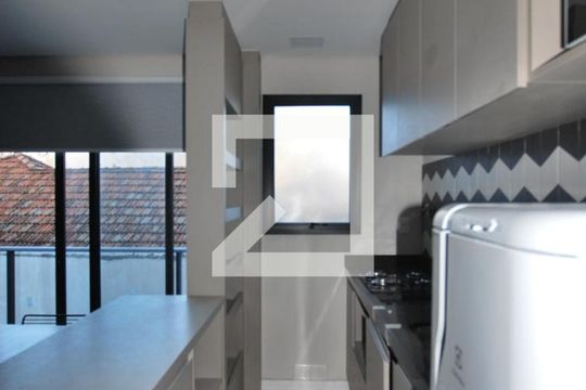 Banheiro de apartamento à venda com 1 quarto, 47m² em Farroupilha, Porto Alegre